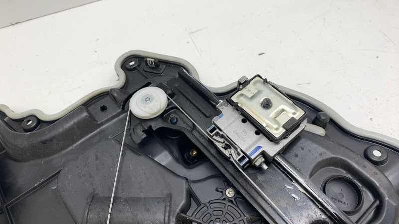1096623-00-H ⭕ 2017-2023 Tesla Model 3 Rear Right Door Window Regulator & Motor 1096623-00-H