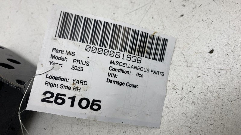 ⭕ 23-24 Toyota Prius Front Passenger Reinforcement Bumper Bracket Support Right