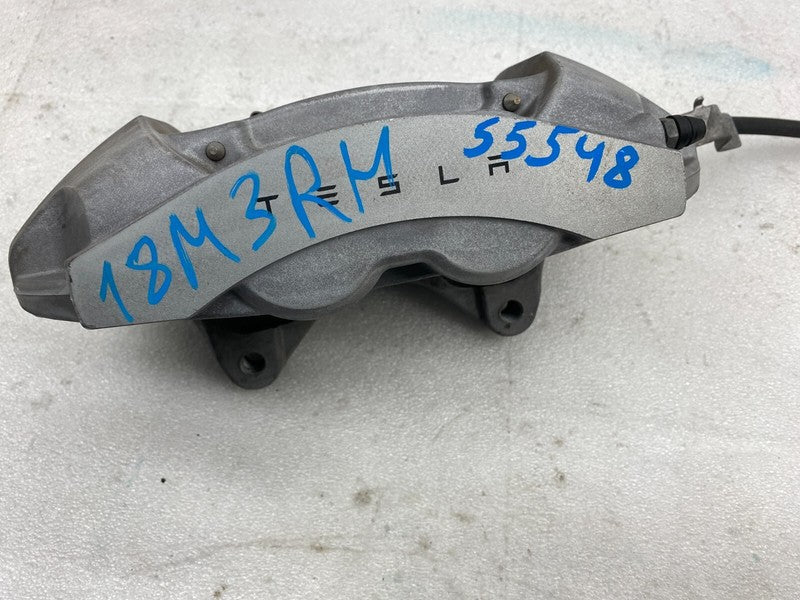 20C84904 00 ⭕ 2017-2020 Tesla Model 3 Front Passenger Side Right Caliper w/ Brake Hose Line