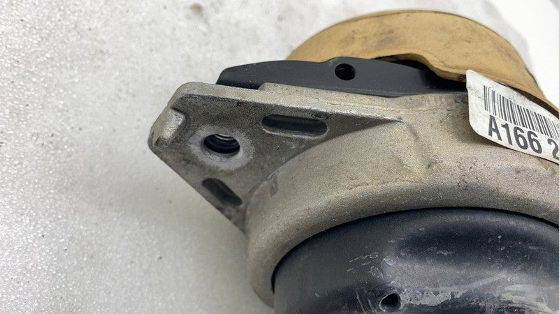 A1662405817 2012-2018 Mercedes-Benz GLE350 Driver Side Engine Mount Bracket Insulator Left