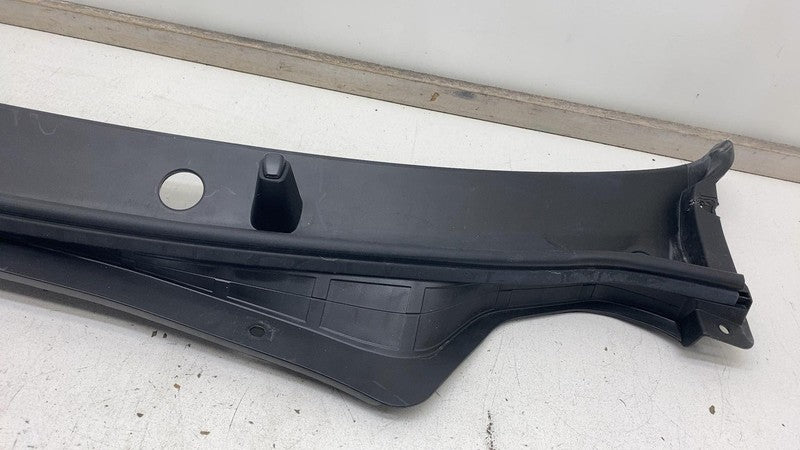 ⭕ 2024 Kia EV6 Windshield Wiper Cowl Panel Cover Grille Assembly 86150