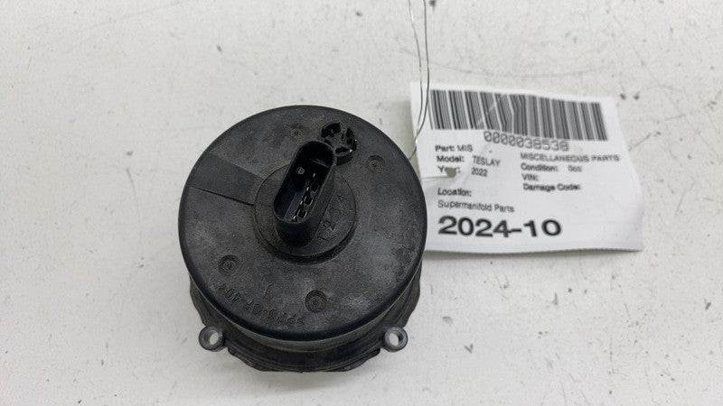 Does not apply ⭕ 2020-2023 Tesla Model Y Radiator Reservoir Auxiliary Coolant Water Pump Motor