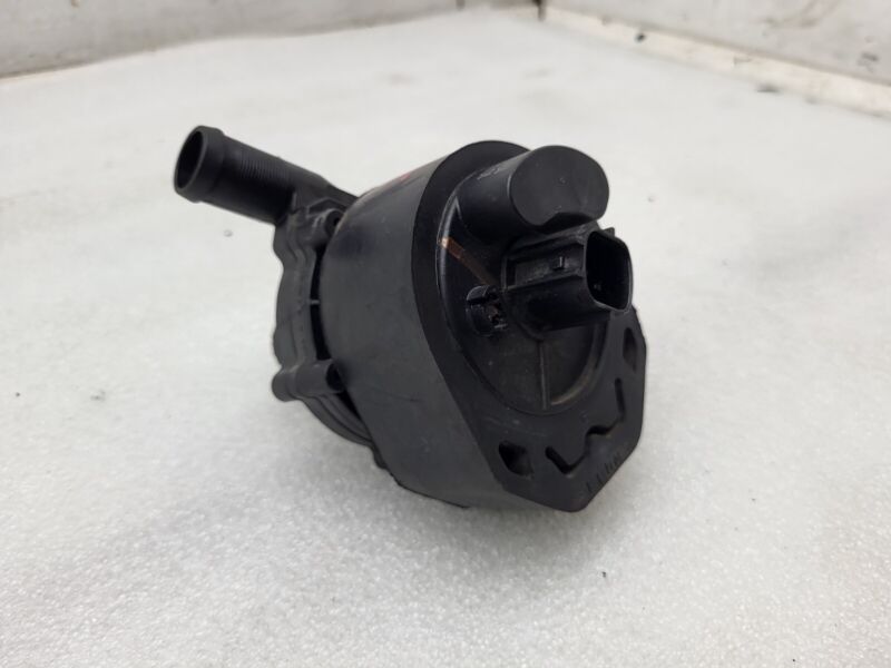 103534800G 2016-2020 Tesla Model S X Cooling System Auxiliary Water Coolant Pump FWD Assy