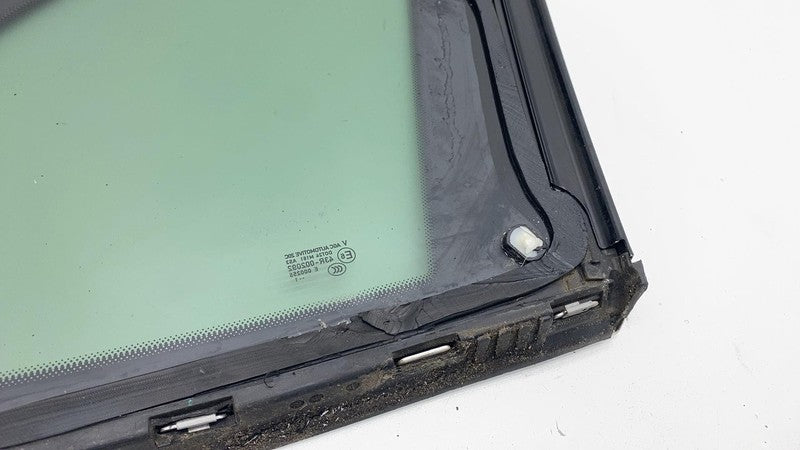 7P5845297 2011-2018 Porsche Cayenne Rear Driver Side Quarter Corner Window Glass Left LH