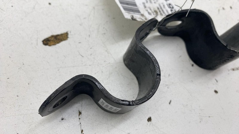 ⭕ 10-21 Lincoln Navigator Rear Stabilizer Sway Bar Mount Bracket JL145