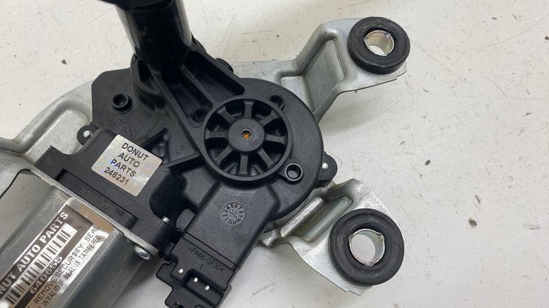 ⭕ 2025 Rivian R1S Rear Liftgate Back Window Glass Wiper Arm & Motor PT