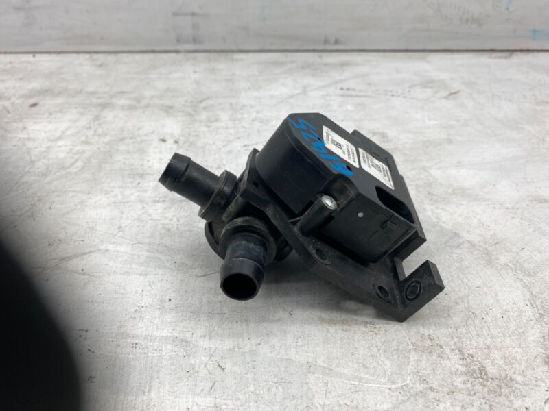 2012-2020 Tesla Model S MS Water Pump Cooling System Electric Motor 6007384-00-B