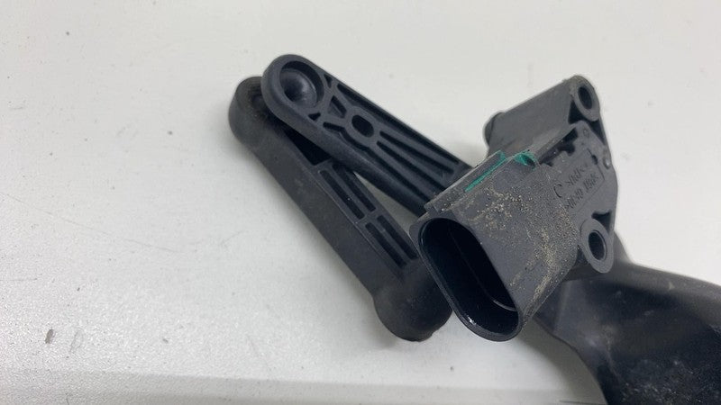 142097400B 2021-2024 Tesla Model S X Rear Driver Side Air Suspension Height Sensor Left OEM