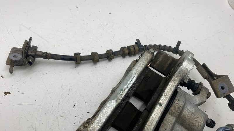 ⭕ 2017-2020 Chrysler Pacifica Front Driver Side Left Brake Caliper (Dual Piston)