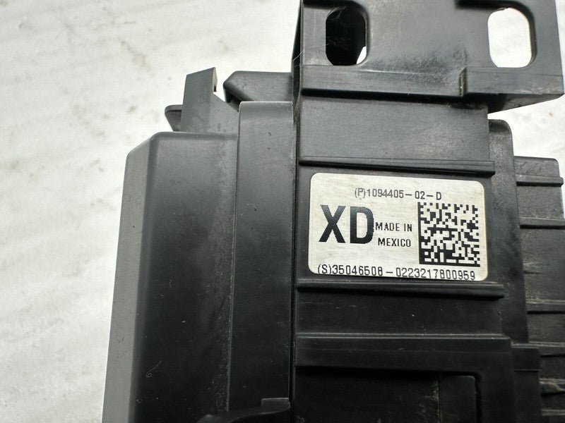 1094405 02 D 16-20 Model X Front Efuse Frunk Fuse Relay Junction Box Module Unit 1094405-02-D