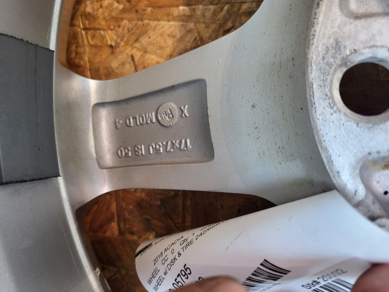 2310 1928 ⭕ 17-20 GMC Acadia Wheel Rim 17x7.5J with Michelin Tire 245/65R17 x4 23101928