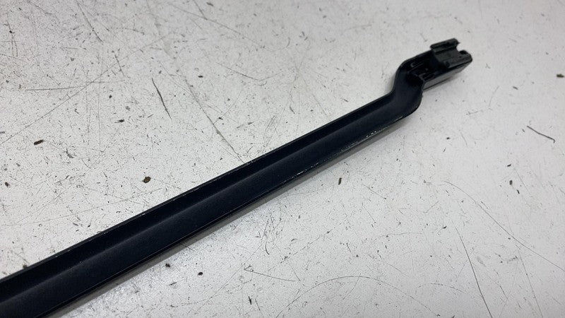⭕ 2017 2018 2019 2020 BMW 540i Front Passenger Side Windshield Wiper