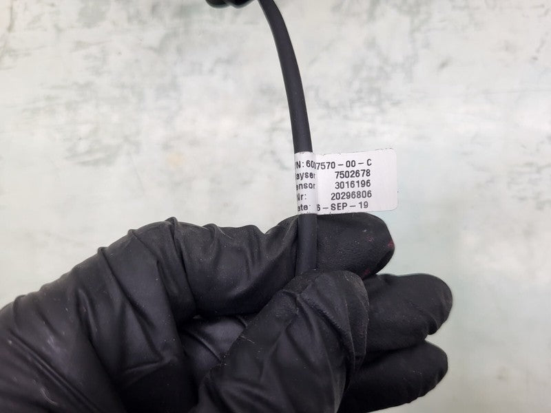 6007570 00 C 12-25 Tesla Model S Rear Passenger Liftgate Anti Pinch Sensor Right 6007570-00-C