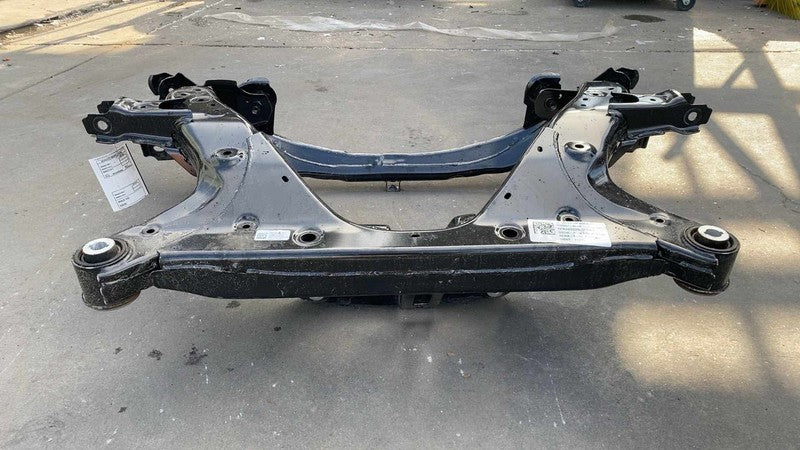 Crossmember/cradle/undercarria TESLA MODEL 3 23