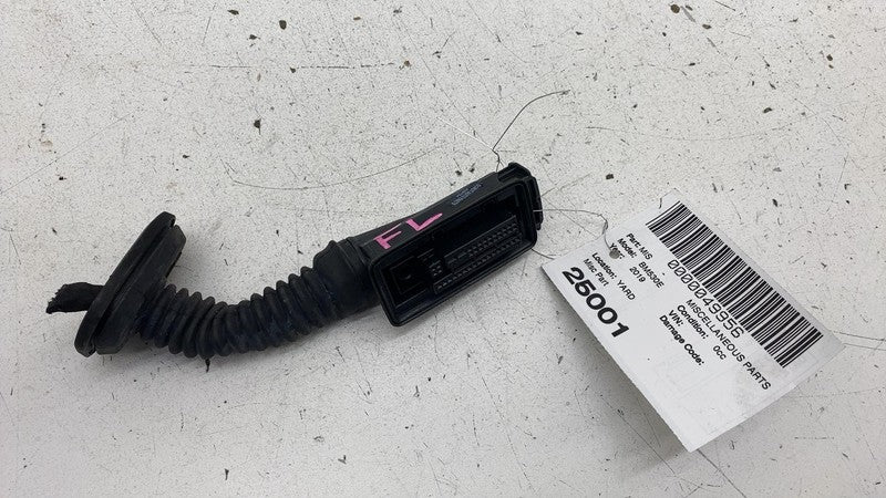 2018 2019 2020 BMW 530e Front Driver Side Door Wiring Plug Loom Left LH Assy