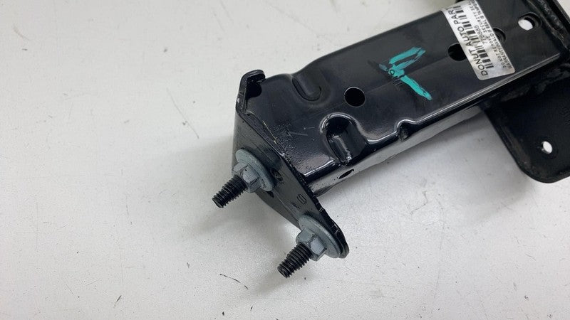 ⭕ 23-24 Toyota Prius Front Driver Side Reinforcement Bumper Bracket Su