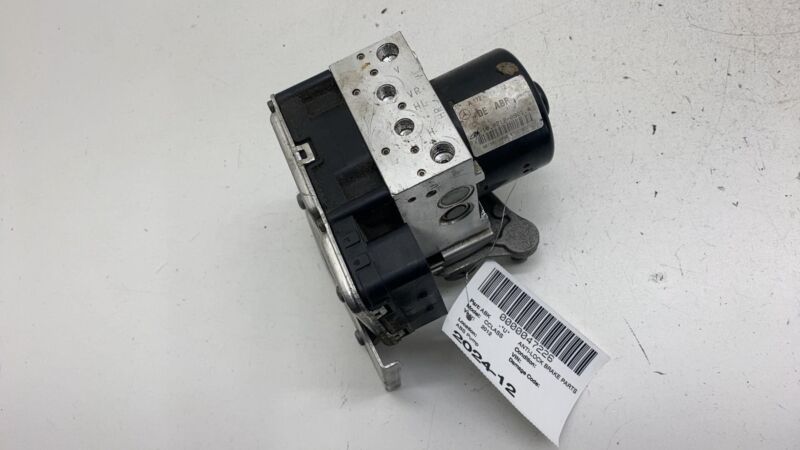A2046820072 2012 Mercedes-Benz C-Class C250 C300 ABS Anti-Lock Brake Pump Module Assembly