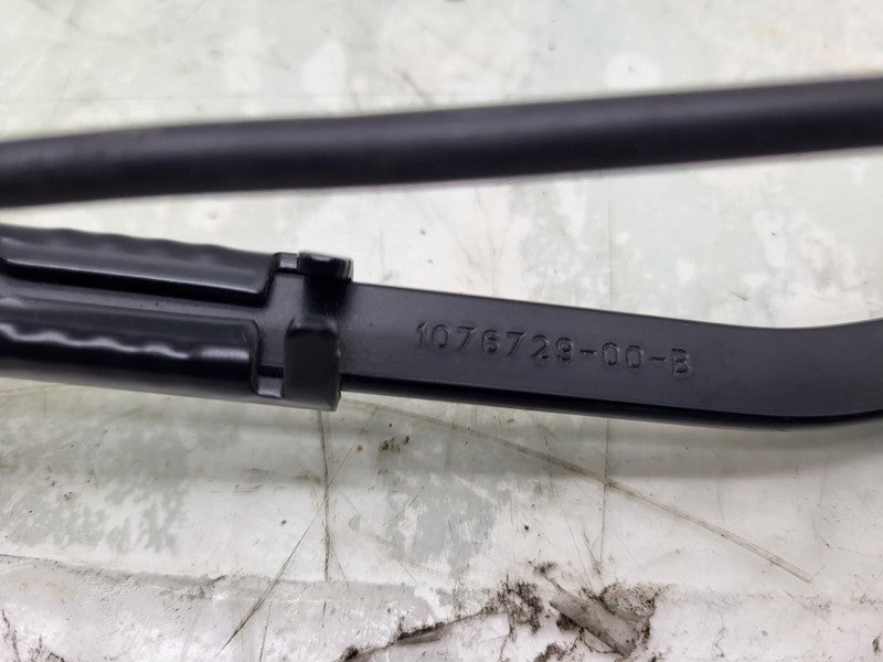 1076729 00 B ⭕ 2017-2022 Tesla Model 3 Front Windshield Wiper Arm & Blade Right 1076729-00-B