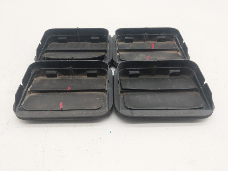 2F2A B280B62 AB ⭕ 12-20 Tesla Model S Rear Quarter Panel Rubber Flap Extractor Air Vent Grille