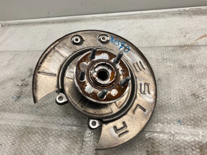 2016-2020 Tesla Model X Rear Right Suspension Spindle Knuckle w/ Hub & Shield RH