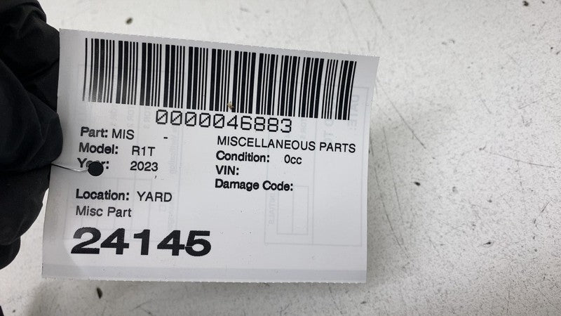 PT00000779 ⭕ 22-24 Rivian R1T R1S Front Right Lower Dashboard Trim Panel Cover PT00000779