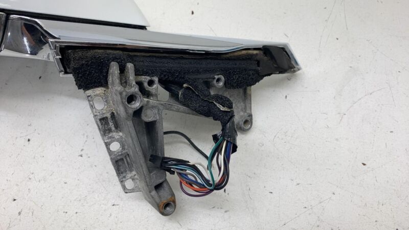6005864-00-E 2012-2015 Tesla Model S Driver Side Exterior Rear View Door Mirror Left LH White