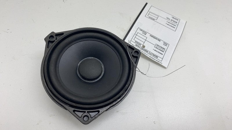 2016 2017 2018 Mercedes-Benz GLE350 Rear Left or Right Door Audio Sound Speaker