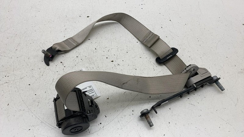 6EB011D2AC ⭕ 2017-2024 Chrysler Pacifica Rear Driver Side 2nd Row Seat Belt Left 6EB011D2AC