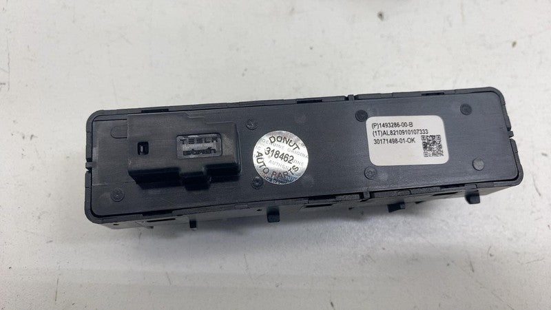 ⭕ 2020-2024 Tesla Model Y Rear Left Seat Fold Trunk Control Switch 149