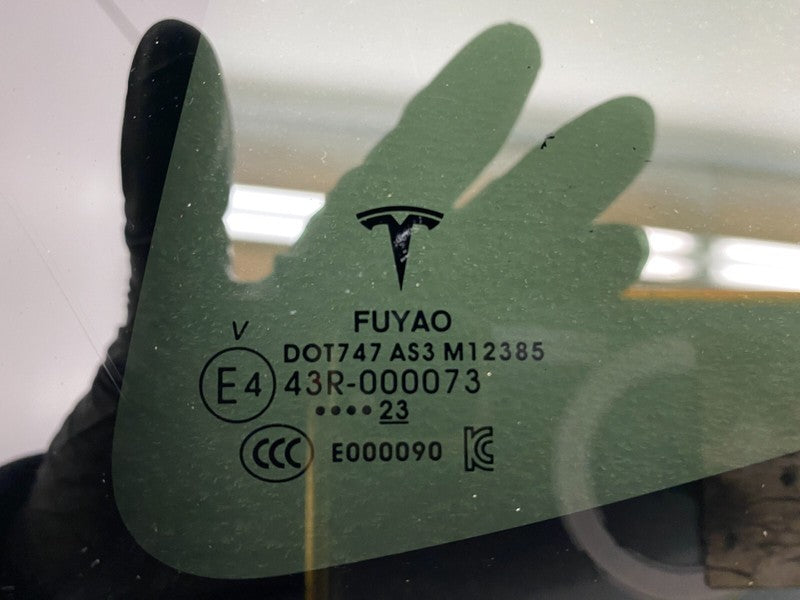 E4 43R-000073 ⭕ 2020-2023 Tesla Model Y MY Rear Driver Side Quarter QTR Window Glass Left LH