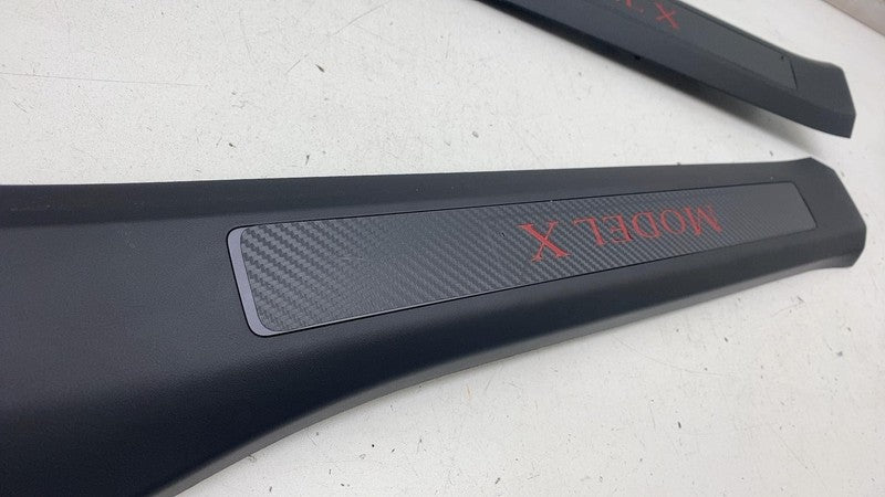 ⭕ 16-20 Model X Front Left/Right Door Scuff Plate Trim 1035985-00-G/10