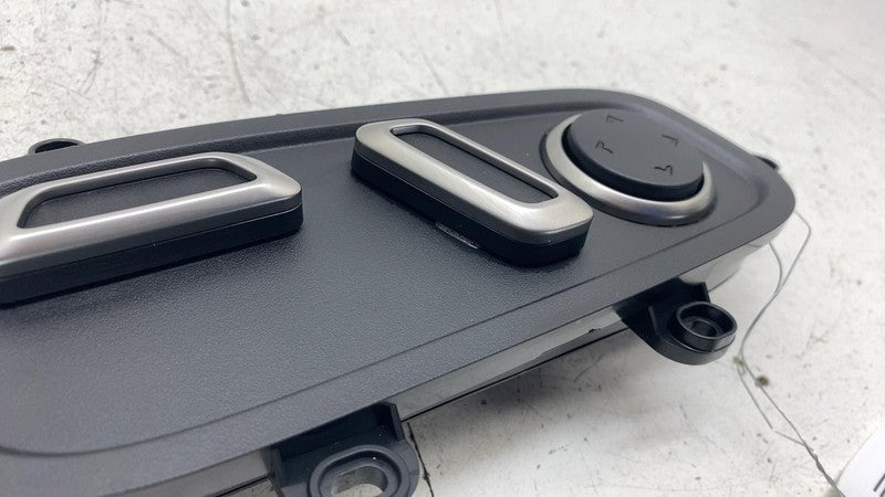 PT0059245A ⭕ 2025 Rivian R1S Front Right 1st Row Seat Adjustment Control Switch PT0059245-A