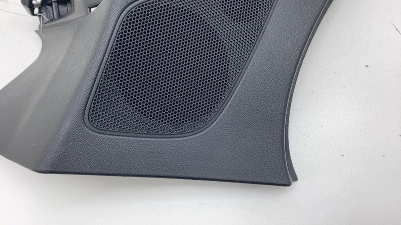 9Y3.867.245 ⭕ 2019-2024 Porsche Cayenne Rear Left Quarter D-Pillar Trim w/ Speaker 9Y3867245