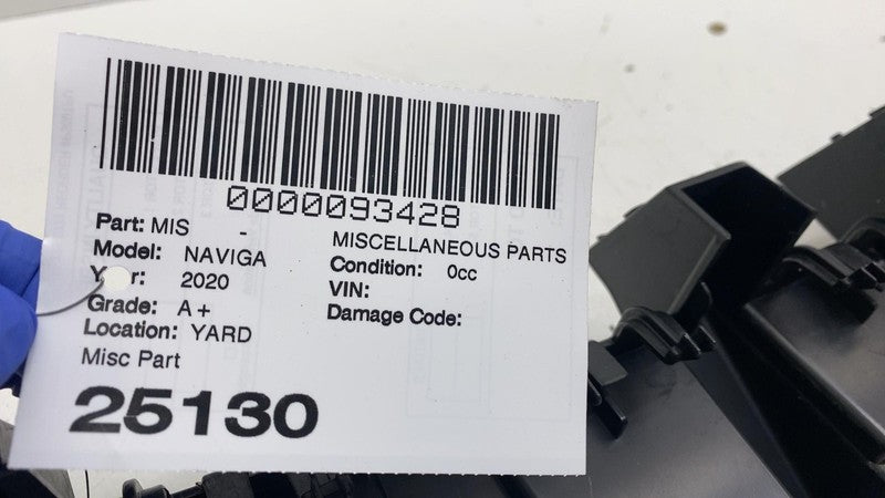 ⭕ 2018-2021 Lincoln Navigator Rear Bumper Impact Absorber Bracket KL1B
