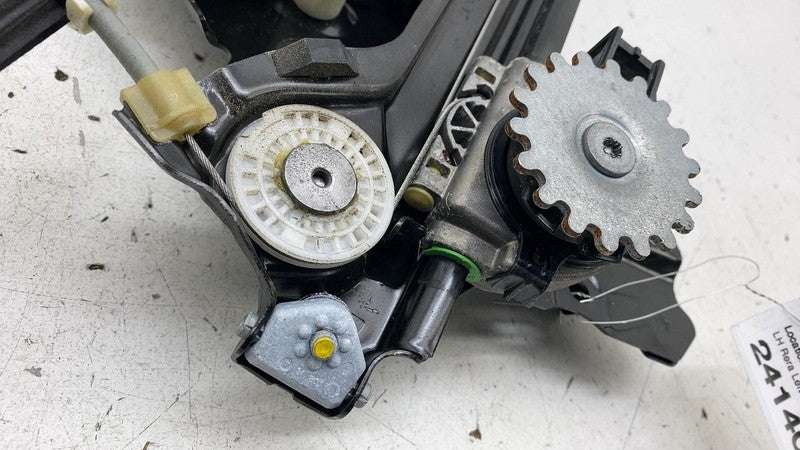 ⭕ 2017-2020 Maserati Levante Rear Left Side Door Window Regulator LH 6