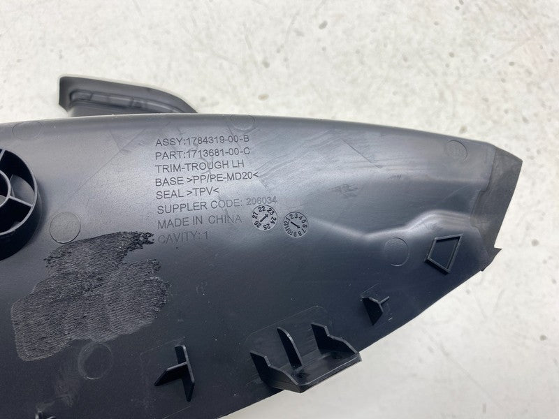 1784319 00 B ⭕ 24-26 Model 3 Rear Left Liftgate Trough Trim Lower Taillamp Cover 1784319-00-B