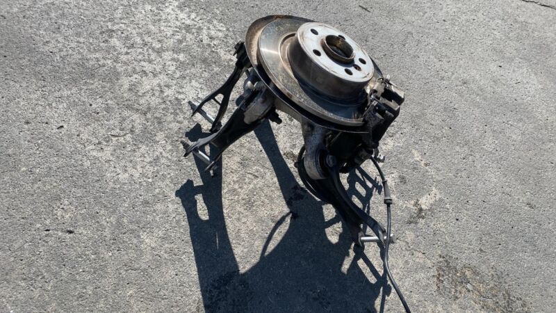 ⭕ 2014-2020 BMW i3 Rear Passenger Side Knuckle + Brake Caliper + Rotor Right RWD