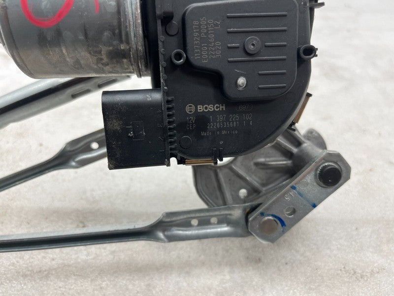 1658936 00 A ⭕ 20-22 Tesla Model Y Front Windshield Wiper Linkage Module & Motor 1658936-00-A