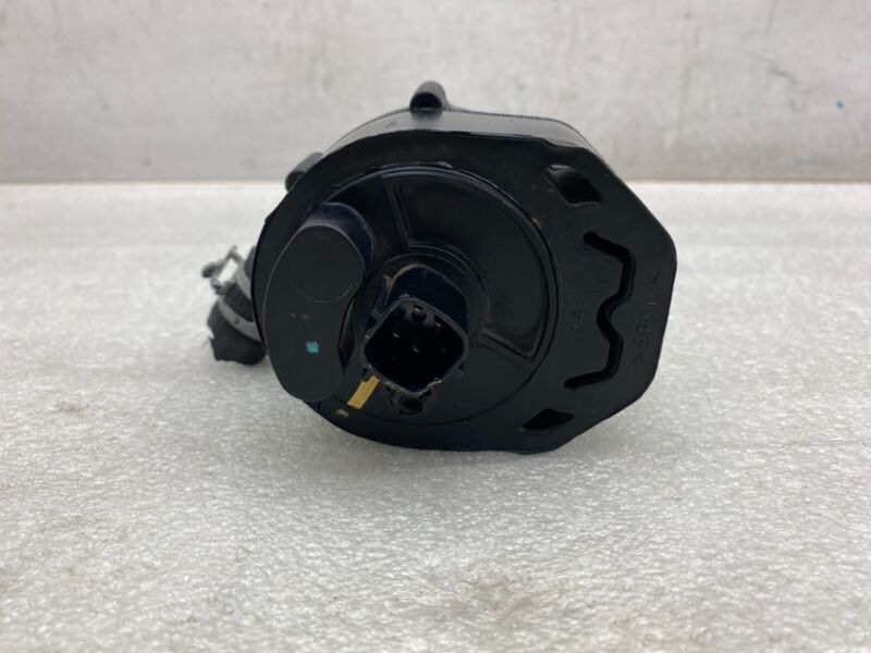 103534800F 2016-2020 Tesla Model S X Cooling System Auxiliary Water Coolant Pump FWD Assy