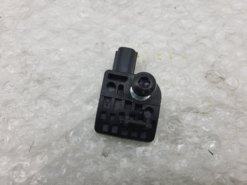 1005274 00 B ⭕ 12-15 Tesla Model S C-Pillar Acceleration Impact Sensor Assembly 1005274-00-B