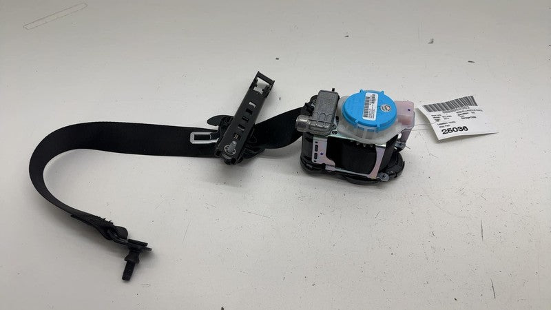 0589-P1-000249 ⭕ 2014-2015 Mercedes-Benz B Electric Drive Front Right Seatbelt & Retractor Assy