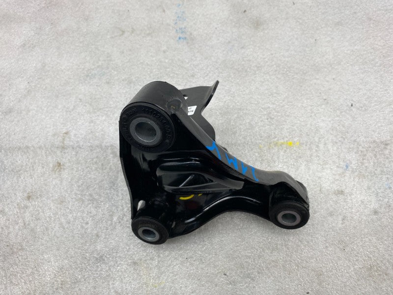 1110232 00 C ⭕ 2017-2023 Tesla Model 3 Front Right Side Drive Unit Motor Mount 1110232-00-C
