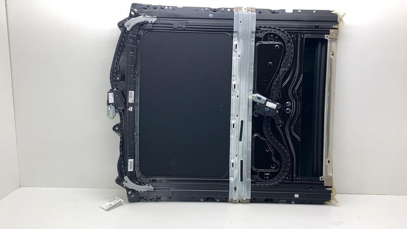 2017-2023 BMW 530e G30 Sun Roof Sunroof Moonroof Track Frame w/ Moving