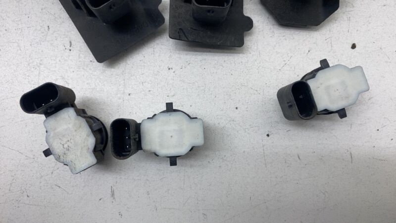 1048526 00 B 2012-2020 Tesla Model S MS Park Distance Assist Parking Sensor Assembly Set of 6