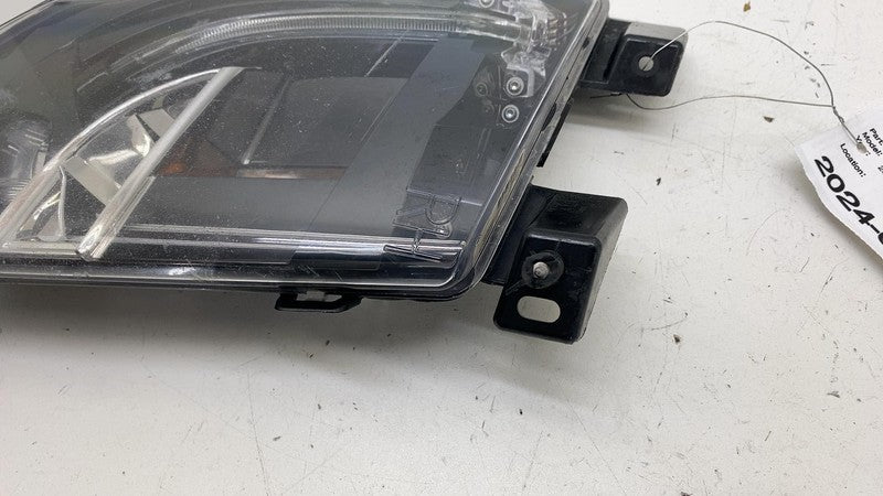 600591400F 2012-2020 Tesla Model S Front Passenger Side Cornering Light Corner Lamp Right