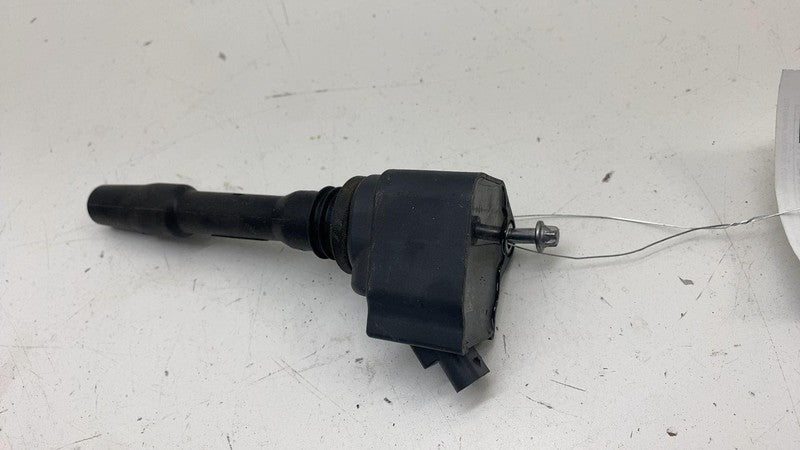 8643360 05 ⭕ 2018 2019 2020 2021 2022 2023 BMW 530e Engine Motor Ignition Coil 864336005