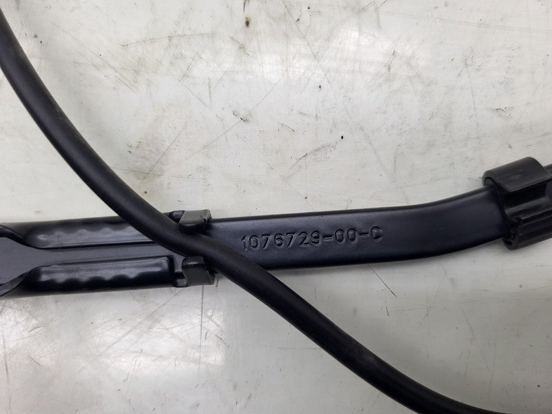 107672900C ⭕ 2017-2022 Tesla Model 3 Front Windshield Wiper Arm & Blade Right 1076729-00-C