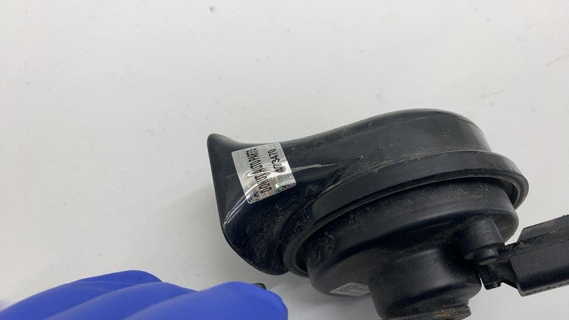 PT00003134D ⭕ 2022 2023 2024 Rivian R1T Driver Side Tone Signal Honk Horn Left PT00003134D