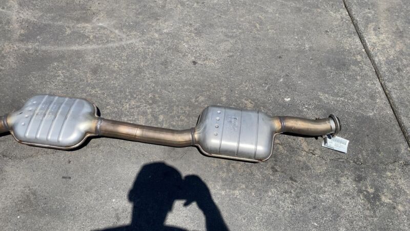 A2054910001 ⭕ 2019 Mercedes C300 W205 Exhaust Resonator Pipe Muffler A2054911301 A2054910001