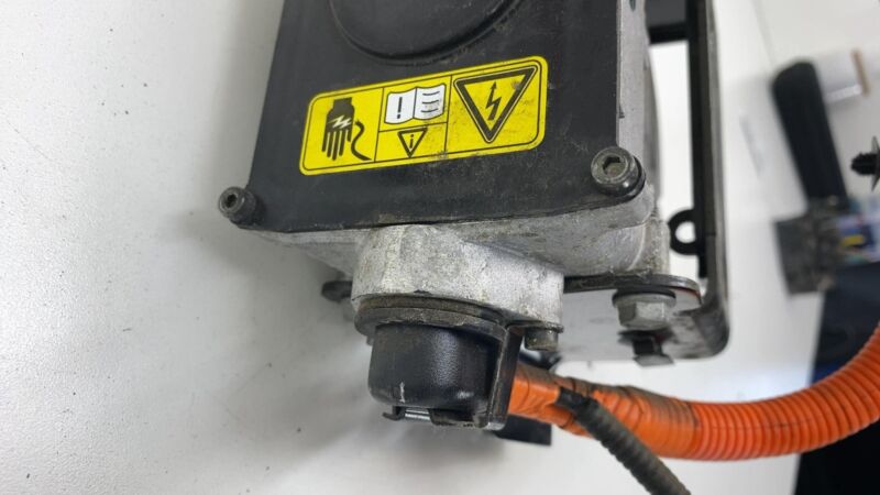 103890100G 2012-2020 Tesla Model S MS Electric Battery Heater with Wire Harness Wiring Loom
